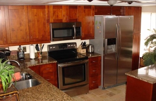 Cypress Lake House | Surround Yourself with Wildlife on Lake McGregor