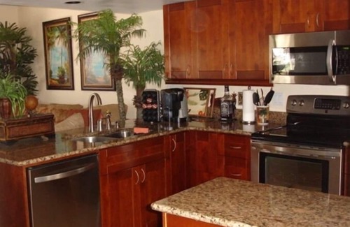 Cypress Lake House | Surround Yourself with Wildlife on Lake McGregor