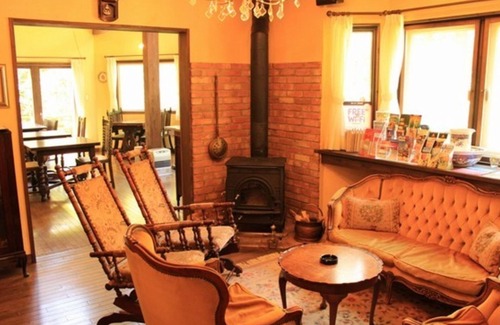 Fujikawaguchiko Hotel | Surrounded by the fresh air and the chirping of bi/Minamitsurugun Yamanashi