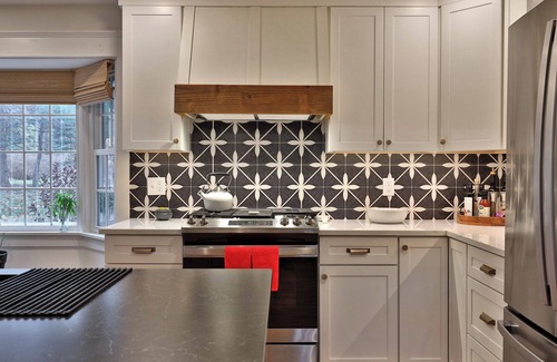 East Haven  Rutland County House | Susan Lane Hideaway: 4BR/3.5BA Renovated Home. Close to skiing and town.