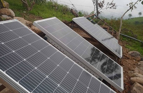 Cerro Plano Cabin | Sustainable Solar House, Ultra-low Carbon Footprint, pet-friendly!