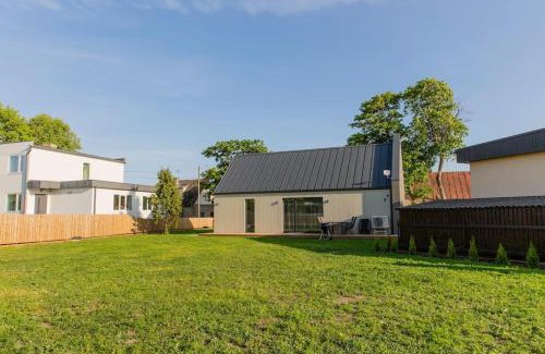 Kuressaare House | Suvila
