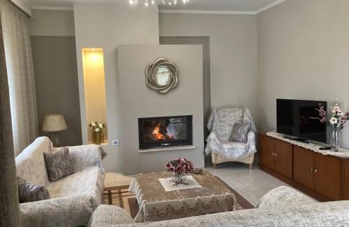 Polykarpion House | Suzie's House - Road to Loutra Pozar