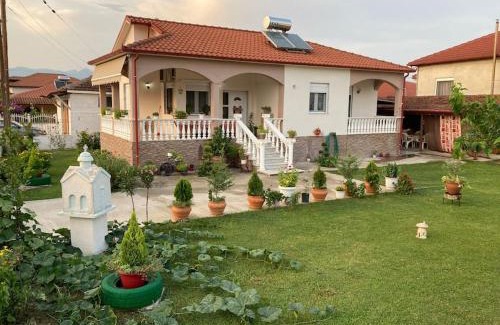 Polykarpion House | Suzie's House - Road to Loutra Pozar