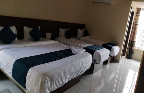 Chikkajala Hotel | SV Dream Stay