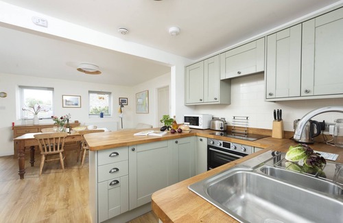 Penzance House | Swallow - charming barn conversion near Sennen & Gwenver beaches, dog friendly