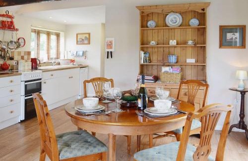 Ashburnham House | Swallows Barn