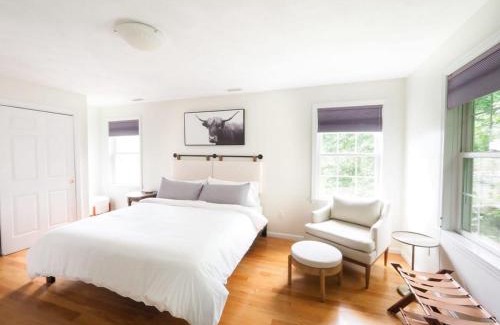 Swampscott Apartment | Swampscott Retreat Four Bedrooms Come Unwind
