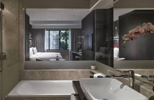 Kuala Lumpur City Centre Hotel | Swank Upscale Premium Club Hotel Bukit Bintang