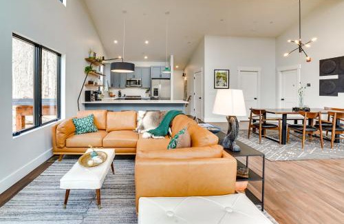 Swanton House | Swanton Retreat with Game Room, Hot Tub and Trails!