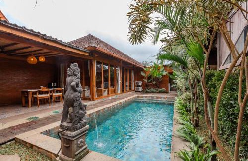 East Selemadeg Villa | Swara Tenang Wooden Lodge