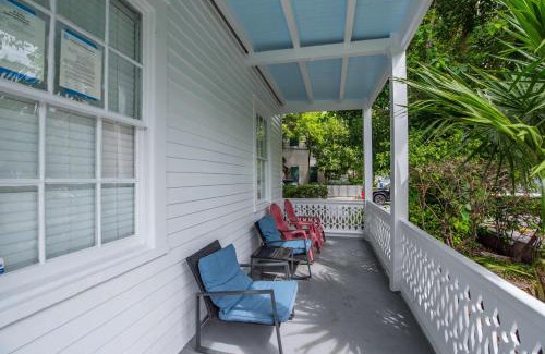 Historic Seaport House | Sweet Caroline