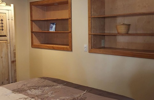 Ridgway Apartment | Sweet, Cozy Space for Two + One ( Baby not yet crawling or very small dog)
