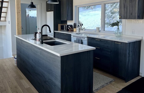 St-Adolphe-d'Howard Ski Chalet | Sweet escape by the lake