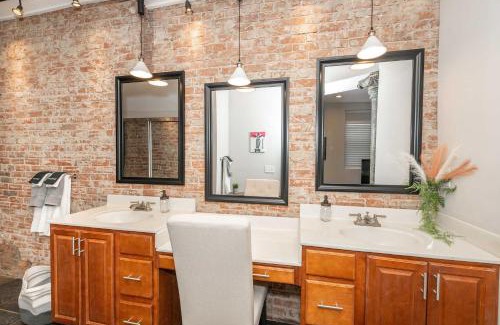 St. Bernard House | Sweet Escape