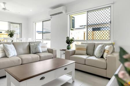 Smithfield House | Sweet home @ Smithfield village