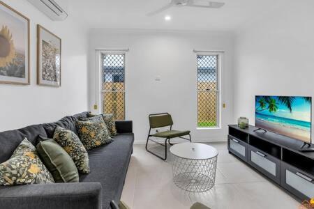 Smithfield House | Sweet home @ Smithfield village