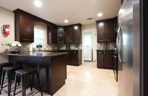 Hermosa Village House | Sweet Pool/Jac Home; 3 Ensuites,1/2 Mi Walk2Disney