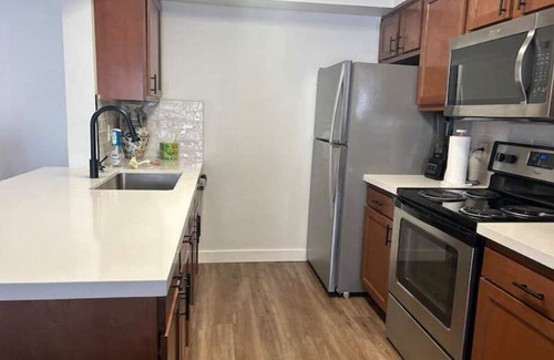 Central Scottsdale Apartment | Sweet Retreat in Scottsdale with Pool and Hot Tub