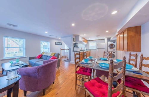 Marblehead Condo | Sweet Retreat