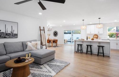 Cox Heights House | Sweet Serenity-Private Pool-8 Mins to Old Town