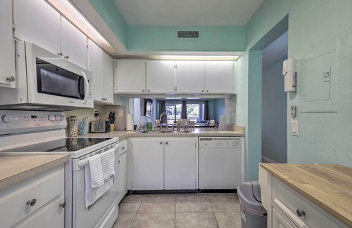Palma del Mar Condo | Sweet Snowbird Escape ~ 2 Mi to St Pete Beach