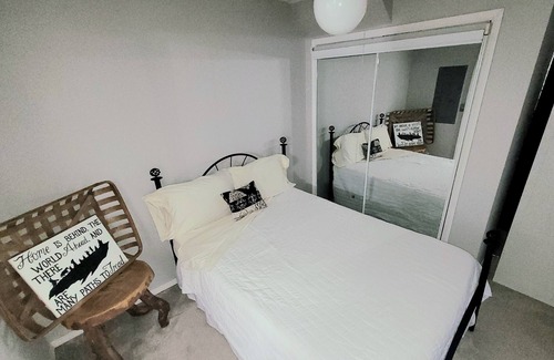 Eudora Apartment | Sweet Spot ! Especially if your traveling with a dog or big vehicles