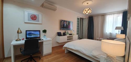 Linda-a-Velha Apartment | Sweethome