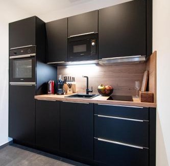 Saaleaue Apartment | SweetHome - Zentral - Küche & Parkplatz, WiFi