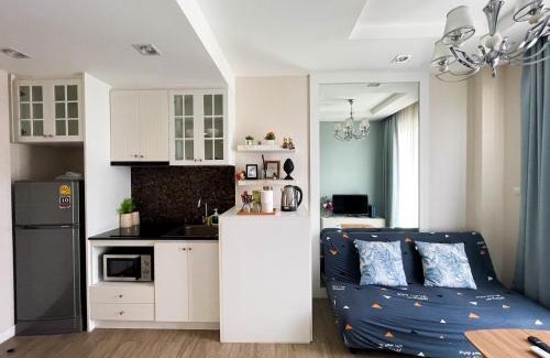 Saen Suk Apartment | Sweetie's room & The Blu x Bangsaen