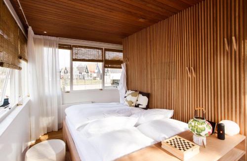 Amsterdam North Apartment | SWEETS - Buiksloterdraaibrug