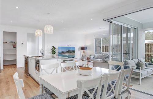 Skennars Head House | Swell - 5 Bedroom Home in Skennars Head