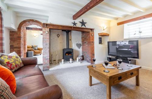 Dersingham House | Swift Cottage