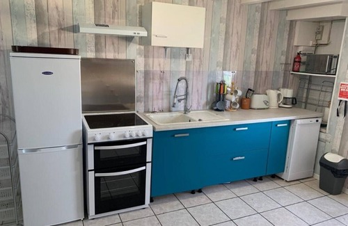 Trois-Fonds House | Swift Gites Creuse Two-bedroom house sleeps 5