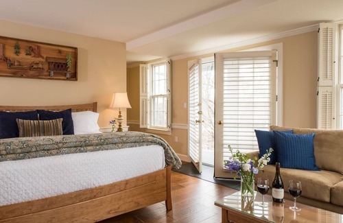 Middlebury Hotel | Swift House Inn
