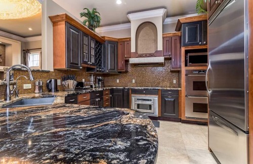 South Gulf Cove House | Swimming, Boating, Fishing in a Luxurious Setting