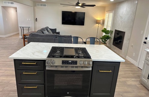 Pebble Hills Park House | Swimming Pool -Spacious Family Retreat: 4 Bedroom, Close to Airport, Ft Bliss
