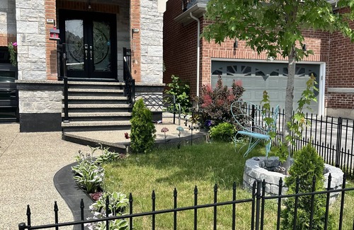 Halton Regional Municipality House | Swimspa Entire home 4 Bedroom|Gym|Fire pit| Milton near Toronto|Niagara