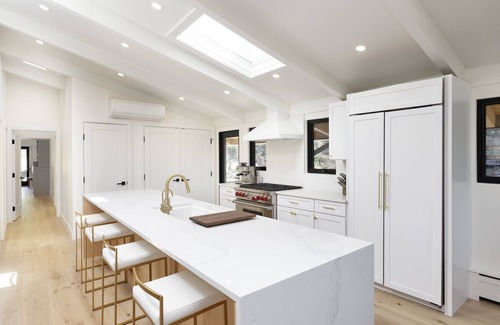 Red Mountain House | Swish Chalet off Willoughby Way, Lower Red Mountain