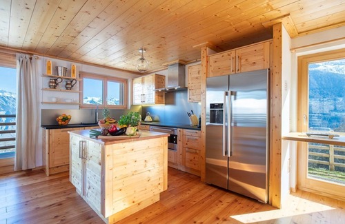 Mayens-de-Riddes Ski Chalet | Swiss Mountain Chalet Skyfall