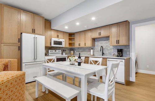 Silver Star Mountain House | Switchback Chalet Suite