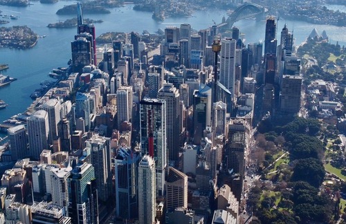 Sydney Central Business District Condo | Sydney's Tallest Residential + Panoramic Harbour Views/Amenities/Pool/Billiards