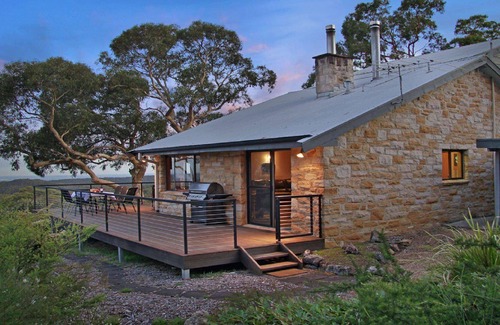 Woodford House | Sydney View – Stay 3, Pay 2