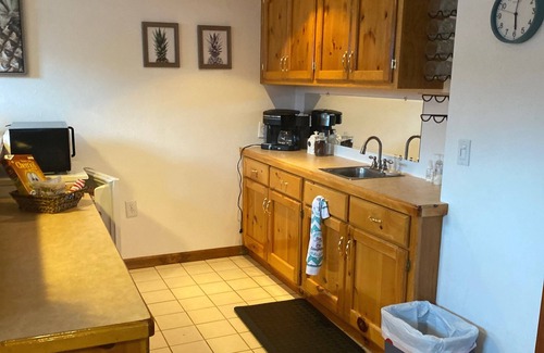 Pocatello House | Syncrodestiny2., Mountains,Living room, kitchenette,private