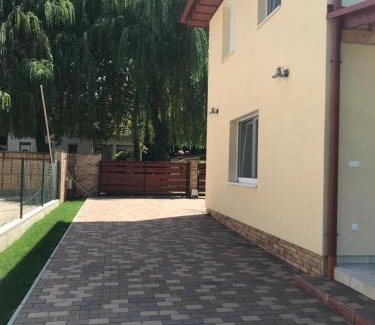 Balatonszarszo House | Szárszószép Villa