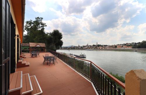 Szentendrei Apartment | Százesztendős Révészház Apartman