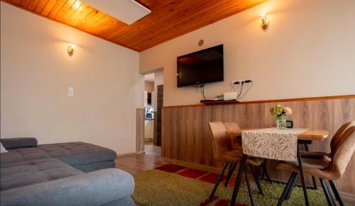 Zsorifurdo House | Százszorszép Apartman