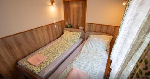 Zsorifurdo House | Százszorszép Apartman
