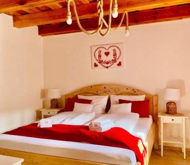Fertoendred House | SZÍVES LAK