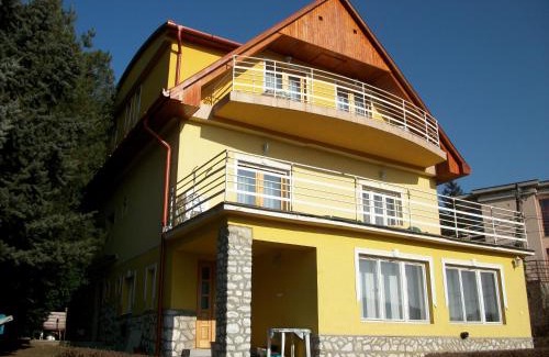 Miskolc-Tapolca House | Szamóca Vendégház